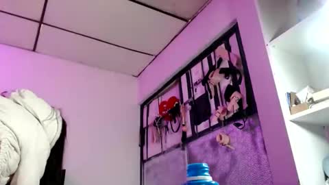 Snapshot of doll_sary chatting on 02.11.25 Catherine XXX online show from 02.11.25