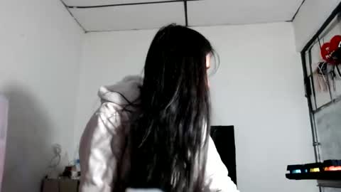 Snapshot of doll_sary chatting on 02.12.25 Catherine XXX online show from 02.12.25
