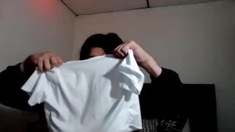 Snapshot of doll_sary chatting on 02.28.25 Catherine XXX online show from 02.28.25