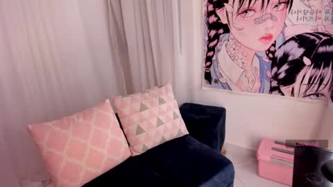 Roxana  independent model can you help me reach 100 hands up uwu online show from 03.17.26