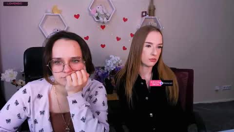 Snapshot of doll_vey chatting on 03.01.25 doll_vey online show from 03.01.25