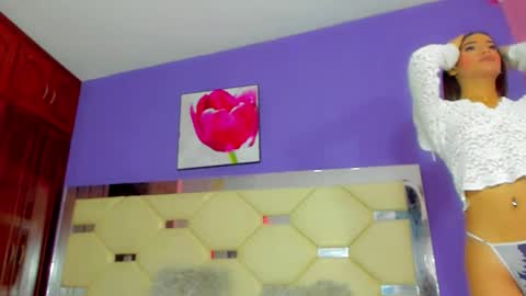 Snapshot of dollcute_latin chatting on 03.22.26 dollcute_latin online show from 03.22.26