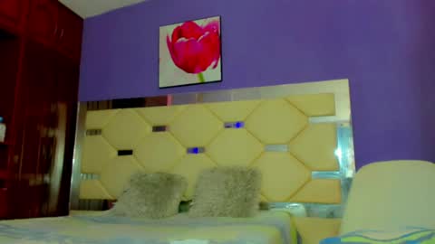 Snapshot of dollcute_latin chatting on 03.31.26 dollcute_latin online show from 03.31.26