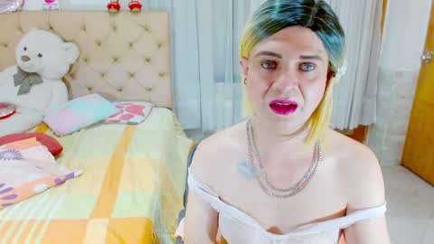 ilona online show from 05.19.26