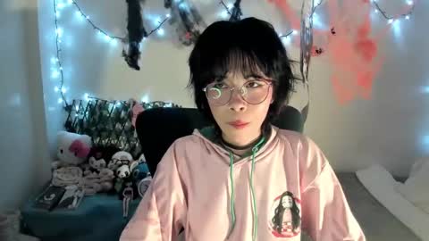 mina online show from 10.12.25