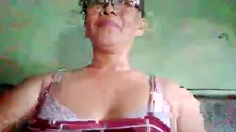 Snapshot of dolly926661 chatting on 05.27.26 dolly926661 online show from 05.27.26