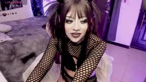 dolly_bones online show from 06.19.26