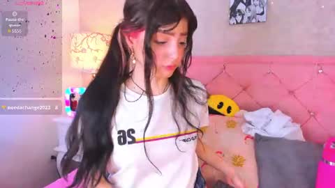 Snapshot of dolly_kitter chatting on 06.23.26 dolly_kitter online show from 06.23.26