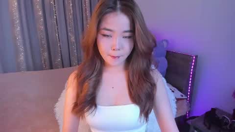 Snapshot of dollyiaa chatting on 06.14.26 Dollya online show from 06.14.26