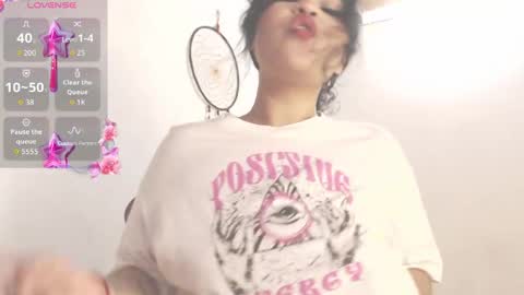 Snapshot of dollysweet666 chatting on 05.29.26 dollysweet666 online show from 05.29.26