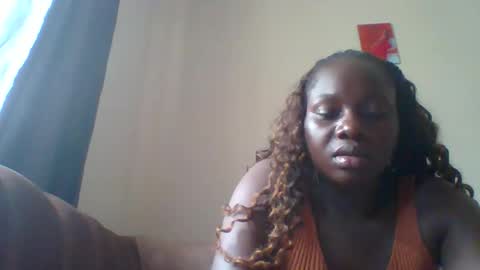 dollyvee online show from 05.05.26