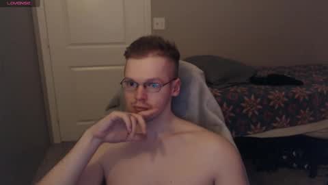 Snapshot of doloresman chatting on 03.11.25 doloresman online show from 03.11.25