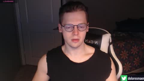 Snapshot of doloresman chatting on 10.02.25 doloresman online show from 10.02.25