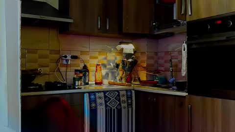 Dolores Sage online show from 04.25.26