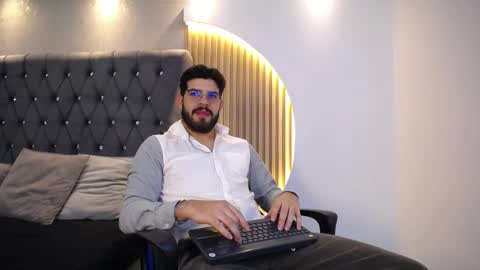 domboy  online show from 05.03.26