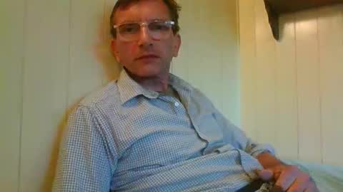 domi94300 online show from 04.25.26