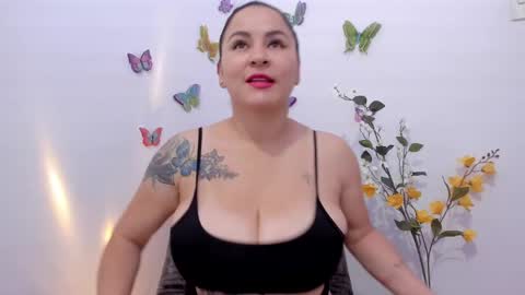 domi  online show from 02.17.25