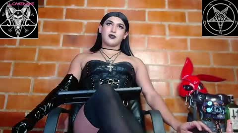 Snapshot of domina_lilith chatting on 01.25.25 Lilith online show from 01.25.25
