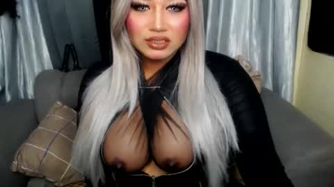 Snapshot of dominant10inchcock chatting on 11.16.25 dominant10inchcock online show from 11.16.25