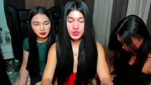 Snapshot of dominant_thea chatting on 05.07.26 THEA online show from 05.07.26