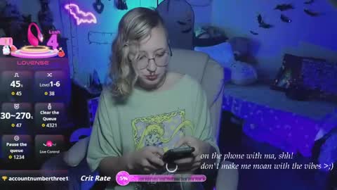 Snapshot of dominantman18064 chatting on 05.19.26 Bigbearnbunnyboy online show from 05.19.26