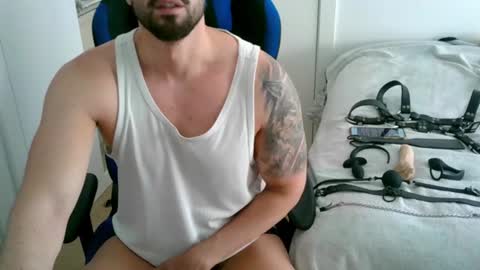 Snapshot of dominatedtitan chatting on 06.16.26 DominatedTitan online show from 06.16.26