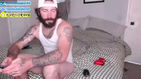 Snapshot of dominatingher69 chatting on 07.29.26 dominatingher69 online show from 07.29.26