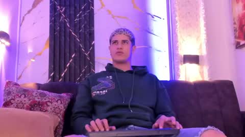 DOMI online show from 04.30.26