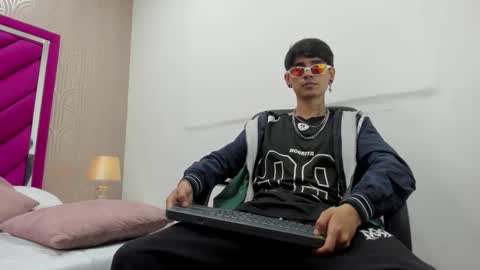 Dominic foox online show from 02.17.26