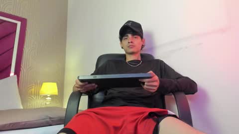 Dominic foox online show from 03.10.26