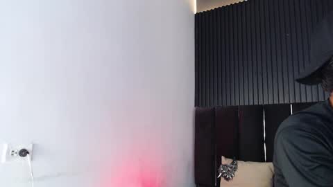 Snapshot of dominic_ghost chatting on 10.22.25 Dominic online show from 10.22.25