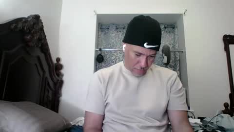 Snapshot of dominicanorico chatting on 06.06.26 luis online show from 06.06.26