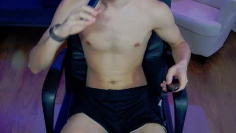 dominicvalente online show from 10.30.25