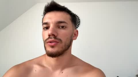 Snapshot of dominicvalente chatting on 07.22.26 dominicvalente online show from 07.22.26