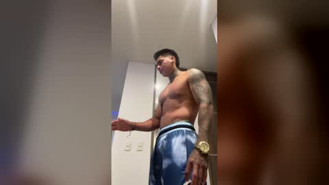 Only fans Ronnie col---InstaRonniecolleman  online show from 03.07.26