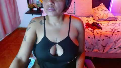  D O M I N K  online show from 05.23.26