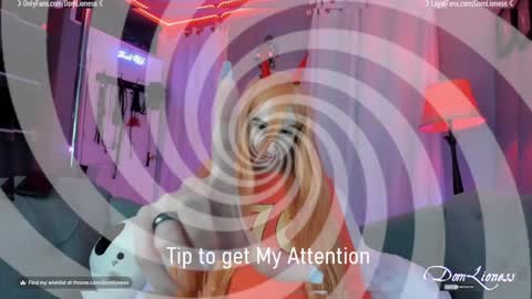 Snapshot of domlioness chatting on 02.03.25 DomLioness online show from 02.03.25