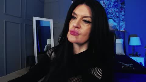 Snapshot of dommelisa chatting on 02.12.26 Dom Melisa online show from 02.12.26