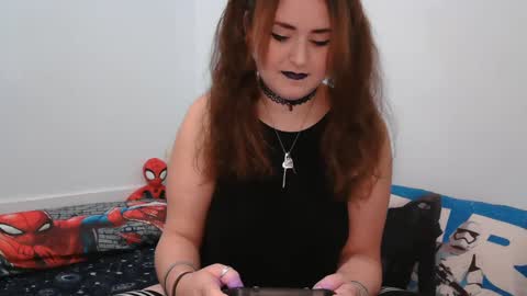 Snapshot of domnkandy chatting on 12.16.24 Kandy online show from 12.16.24