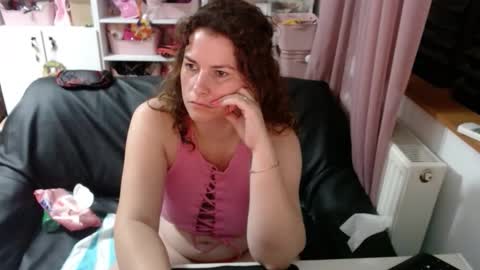 Snapshot of domsublady chatting on 09.28.25 Mistress online show from 09.28.25