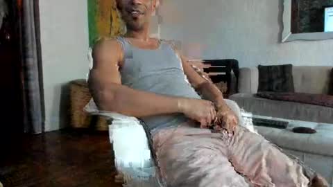 Snapshot of domsxyqte chatting on 12.22.25 Rick online show from 12.22.25