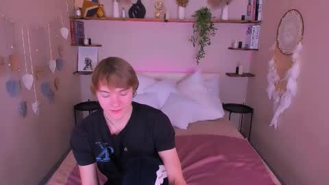 Snapshot of donald_brooks chatting on 11.27.25 Donald online show from 11.27.25