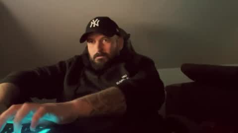 donchriiis online show from 11.04.25