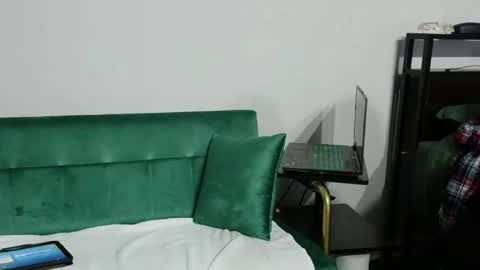 Snapshot of dong_masterson chatting on 03.06.26 Gifted online show from 03.06.26