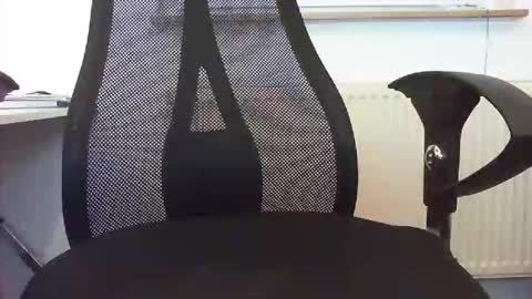 Donker85 online show from 10.05.25