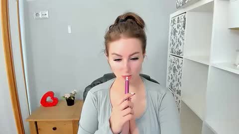 DonnaSensual online show from 09.15.25