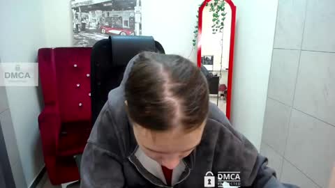 Sia online show from 04.27.26
