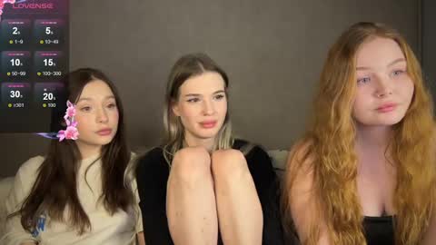 Snapshot of dontoch chatting on 02.13.25 Stacy online show from 02.13.25