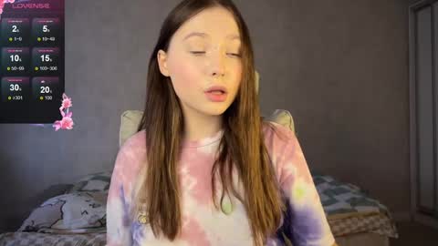 Snapshot of dontoch chatting on 02.17.25 Stacy online show from 02.17.25