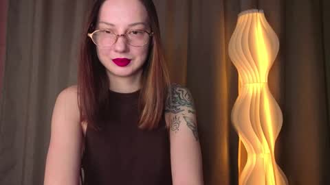 Snapshot of dorafisher01 chatting on 12.20.25 Dora online show from 12.20.25